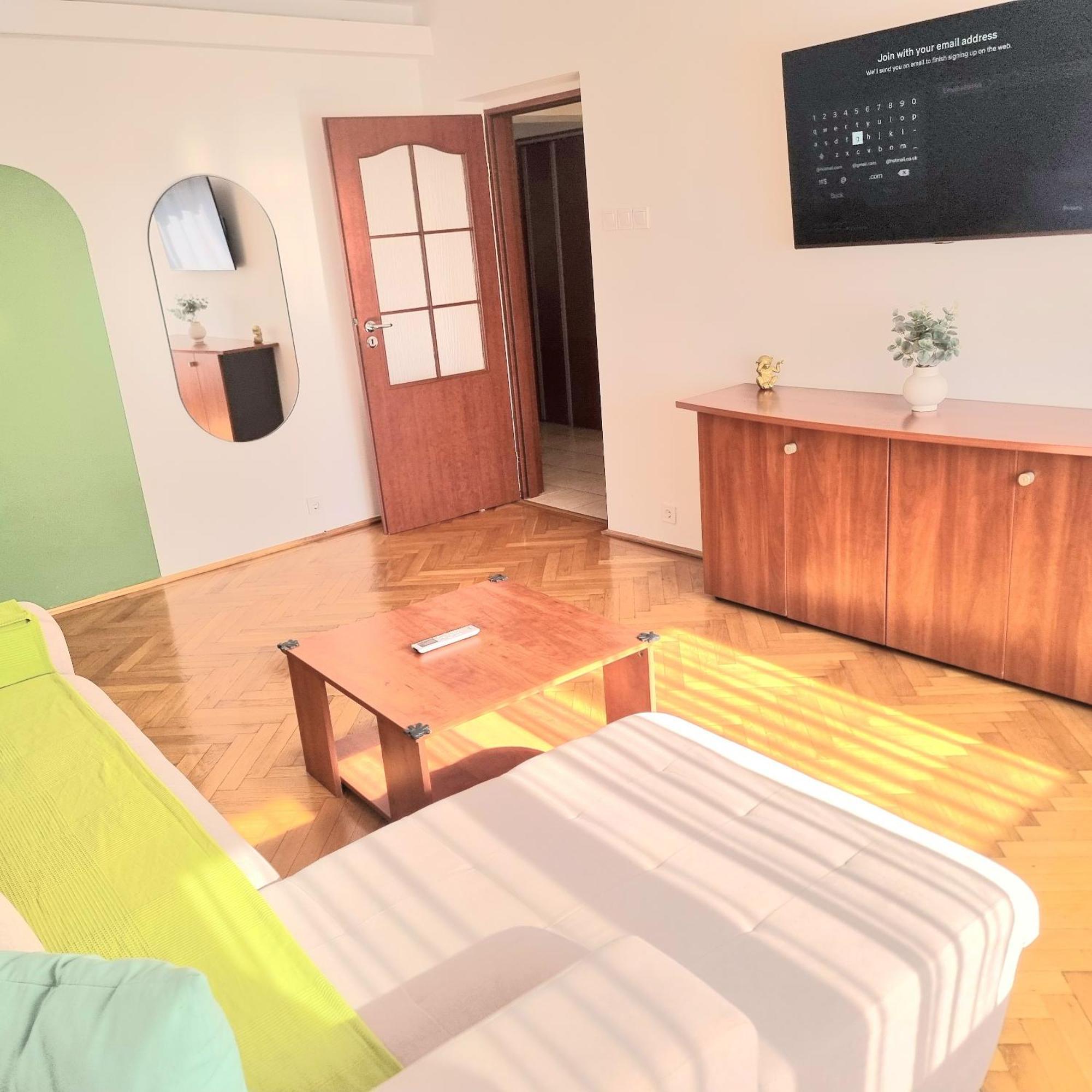 Tranquil Unirii Residence - Elegant & Spacious Living With Parking Steps From Parliament Bucharest Luaran gambar