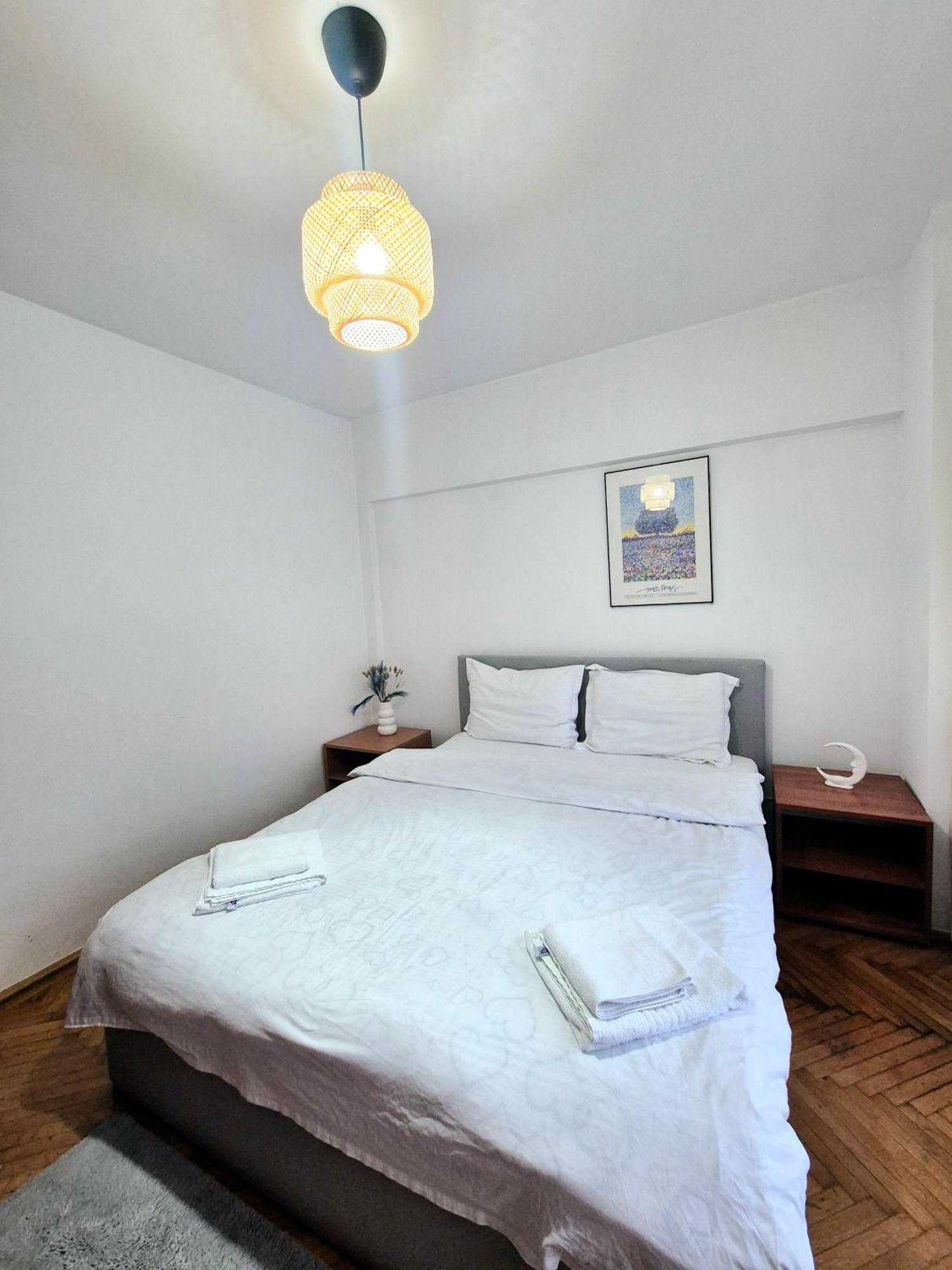 Tranquil Unirii Residence - Elegant & Spacious Living With Parking Steps From Parliament Bucharest Luaran gambar